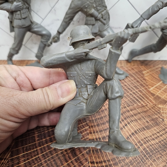 Vintage Louis Marx toys - Picture 5 of 5